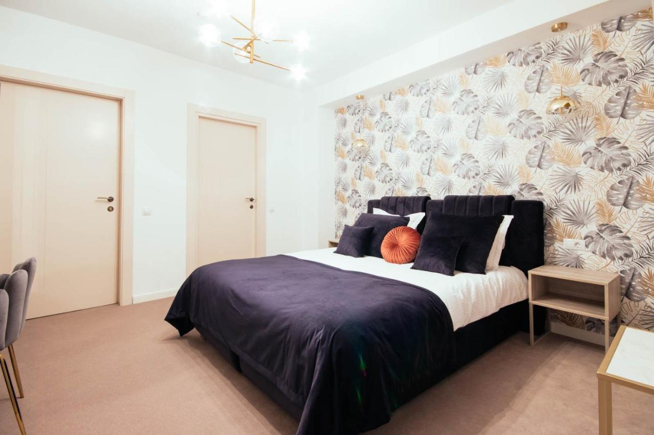 Liane Boutique Hotel Câmpulung Moldovenesc Extérieur photo